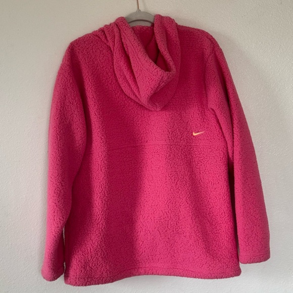 Nike Fleece Pullover Hoodie Warm Playful Pink Oversized Fuzzy Sweatshirt M - Picture 4 of 8